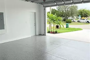 912 NE 14th Ave, Cape Coral, FL 33909 - Photo 29