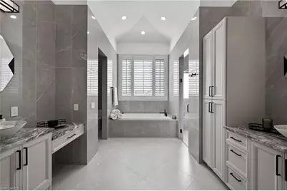 590 Carica Rd, Naples, FL 34108 - Photo 23