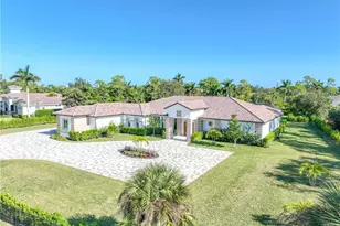 590 Carica Rd, Naples, FL 34108 - Photo 5