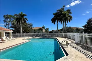 912 Hampton Cir, Naples, FL 34105 - Photo 29
