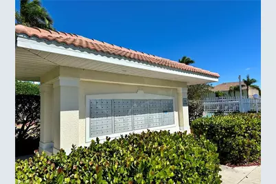 912 Hampton Cir #92, Naples, FL 34105 - Photo 31