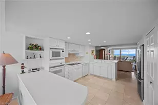 6849 Grenadier Blvd, Naples, FL 34108 - Photo 11