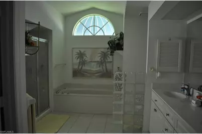 431 Dundee Ct, Naples, FL 34104 - Photo 13