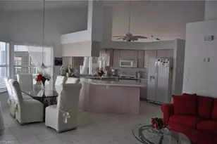 431 Dundee Ct, Naples, FL 34104 - Photo 9