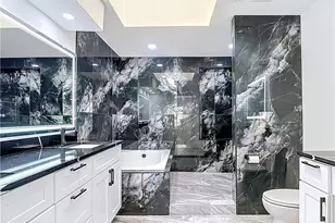 178 Cypress View Dr, Naples, FL 34113 - Photo 9