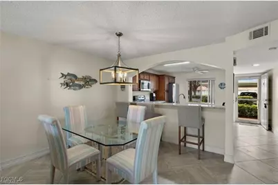 7025 Dennis Cir #G104, Naples, FL 34104 - Photo 5