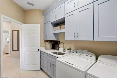 1676 Manchester Ct, Naples, FL 34109 - Photo 27