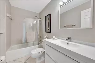 3071 Sandpiper Bay Cir, Naples, FL 34112 - Photo 17