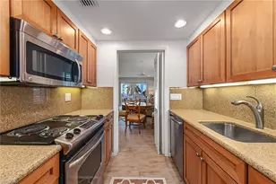 1300 Gulf Shore Blvd N, Naples, FL 34102 - Photo 7