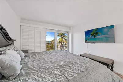 1300 Gulf Shore Blvd N #511, Naples, FL 34102 - Photo 3