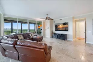 455 Cove Tower Dr, Naples, FL 34110 - Photo 7