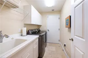 455 Cove Tower Dr, Naples, FL 34110 - Photo 29