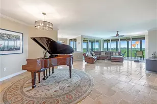 455 Cove Tower Dr, Naples, FL 34110 - Photo 5