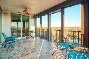 455 Cove Tower Dr, Naples, FL 34110 - Photo 31