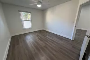 8275 Ibis Club Dr, Naples, FL 34104 - Photo 7