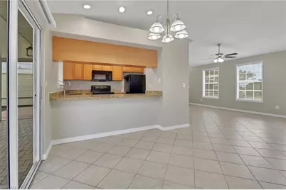 1121 SW 9th Ave, Cape Coral, FL 33991 - Photo 7