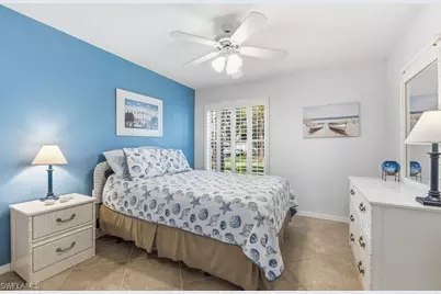 876 Gulf Pavilion Dr #101, Naples, FL 34108 - Photo 13