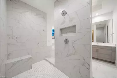 875 6th Ave S #304, Naples, FL 34102 - Photo 17