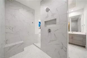 875 6th Ave S, Naples, FL 34102 - Photo 17