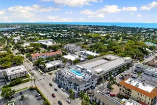 875 6th Ave S, Naples, FL 34102 - Photo 35