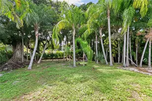 27673 Tennessee St, Bonita Springs, FL 34135 - Photo 15