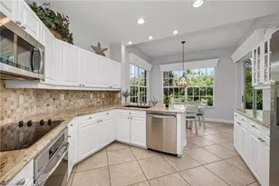 26000 Hammock Isle Ct, Bonita Springs, FL 34134 - Photo 5