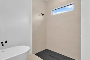 2001 NW 17th Pl, Cape Coral, FL 33993 - Photo 19