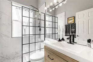 316 Lambton Ln, Naples, FL 34104 - Photo 19