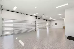 2337 Anthony Ct, Naples, FL 34109 - Photo 39