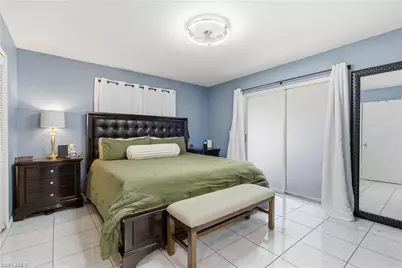 1000 S Alhambra Cir, Naples, FL 34103 - Photo 13