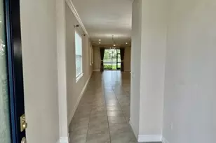 28442 Captiva Shell Loop, Bonita Springs, FL 34135 - Photo 3