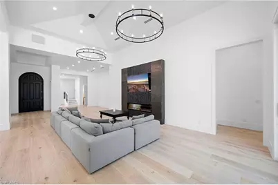 2749 Medallist Ln, Naples, FL 34109 - Photo 11