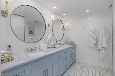 3483 Gulf Shore Blvd N #502, Naples, FL 34103 - Photo 23