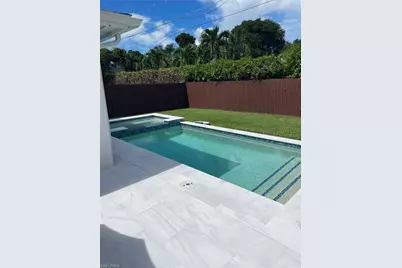 1175 9th Ave N, Naples, FL 34102 - Photo 31