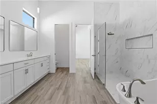 609 NW 39th Ave, Cape Coral, FL 33993 - Photo 21