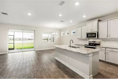 548 Spring Hill Lake Loop, Cape Coral, FL 33993 - Photo 9