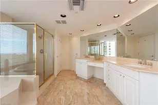 7117 Pelican Bay Blvd, Naples, FL 34108 - Photo 7