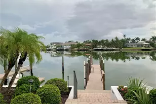 333 Harbour Dr, Naples, FL 34103 - Photo 43