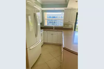 3200 Gulf Shore Blvd N Blvd #204, Naples, FL 34103 - Photo 11