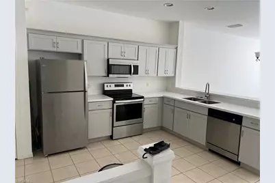 972 Hampton Cir #77, Naples, FL 34105 - Photo 5