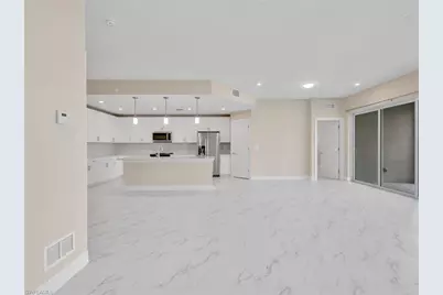 257 Indies Dr E #102, Naples, FL 34114 - Photo 7