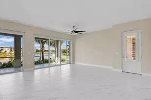 257 Indies Dr E, Naples, FL 34114 - Photo 9