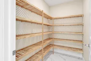 257 Indies Dr E, Naples, FL 34114 - Photo 17