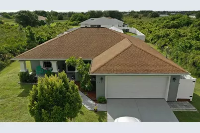 6005 Elaine Ave N, Lehigh Acres, FL 33971 - Photo 3