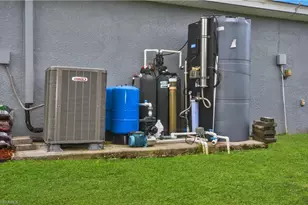 6005 Elaine Ave N, Lehigh Acres, FL 33971 - Photo 15