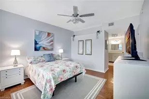 613 Windsor Sq, Naples, FL 34104 - Photo 11