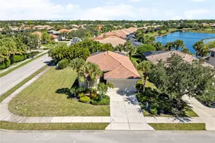 8193 Valiant Dr, Naples, FL 34104 - Photo 31