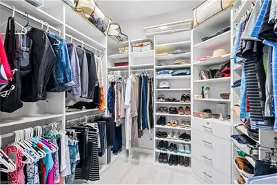 8696 Dilillo Ct, Naples, FL 34119 - Photo 17