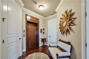 2555 Marquesa Royale Ln, Naples, FL 34109 - Photo 7