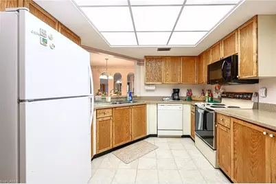 586 Beachwalk Cir #O206, Naples, FL 34108 - Photo 3